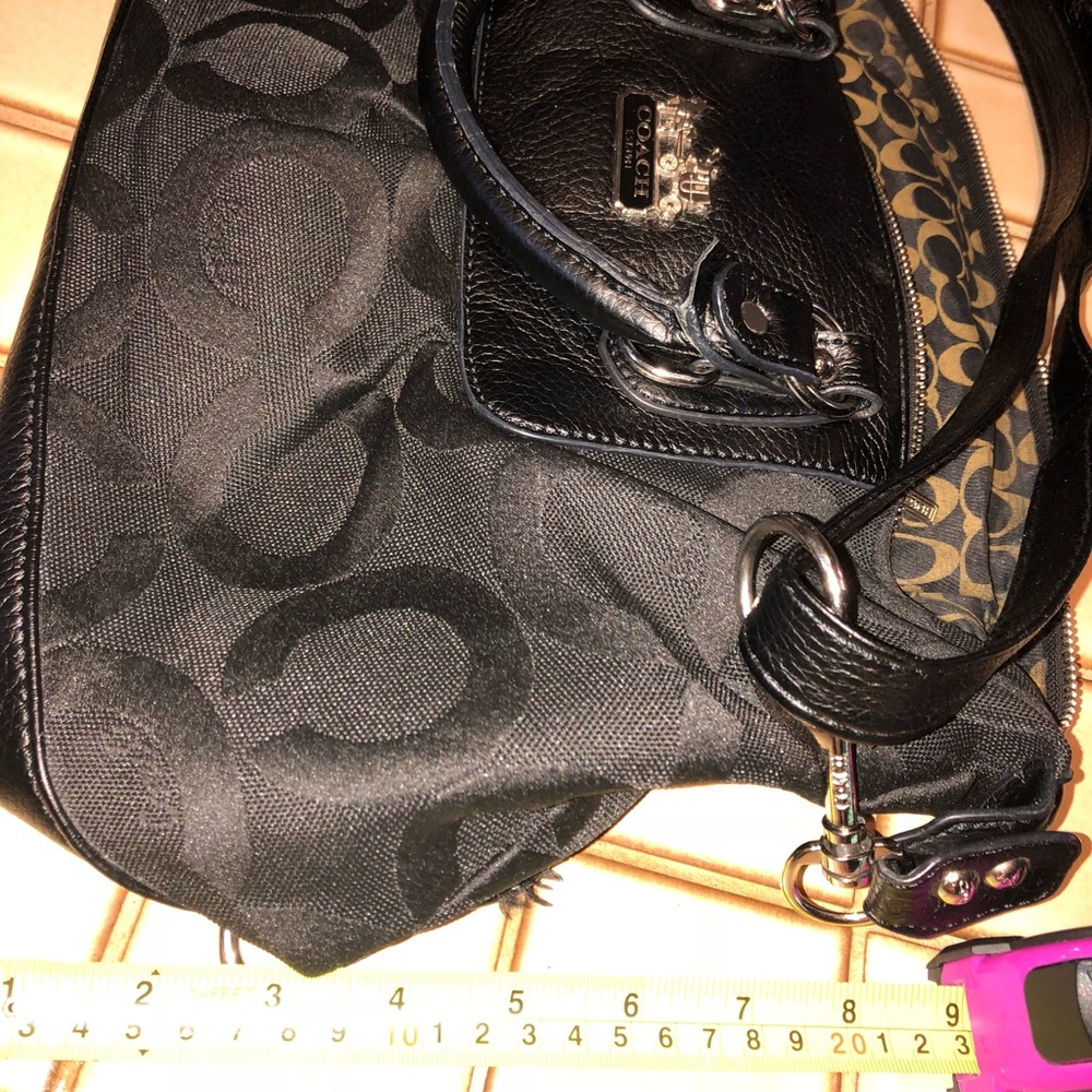 Coach black leather handbag - Picture 4 of 4